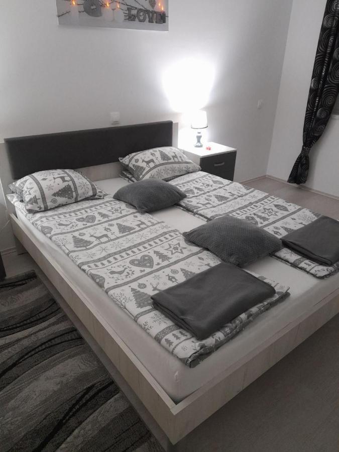 Apartman Lela Karlovac Ngoại thất bức ảnh