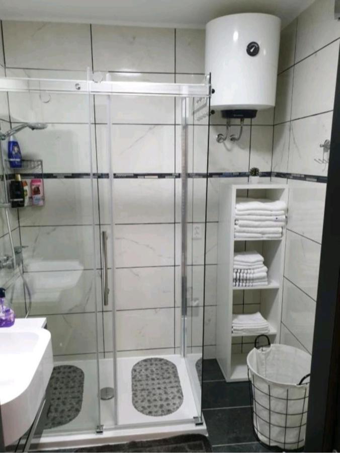 Apartman Lela Karlovac Ngoại thất bức ảnh